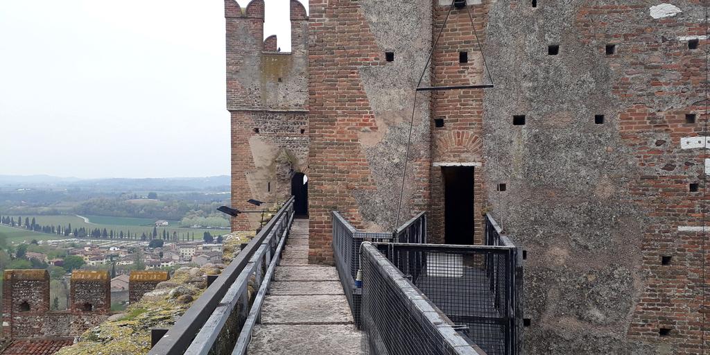 Mura del Castello di Valeggio